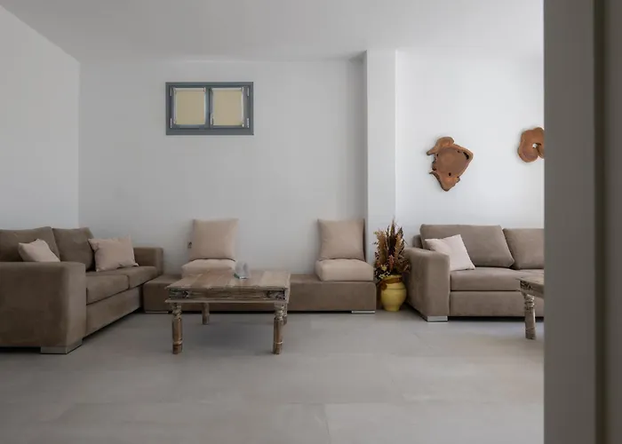 Iliada Aparthotel 4*