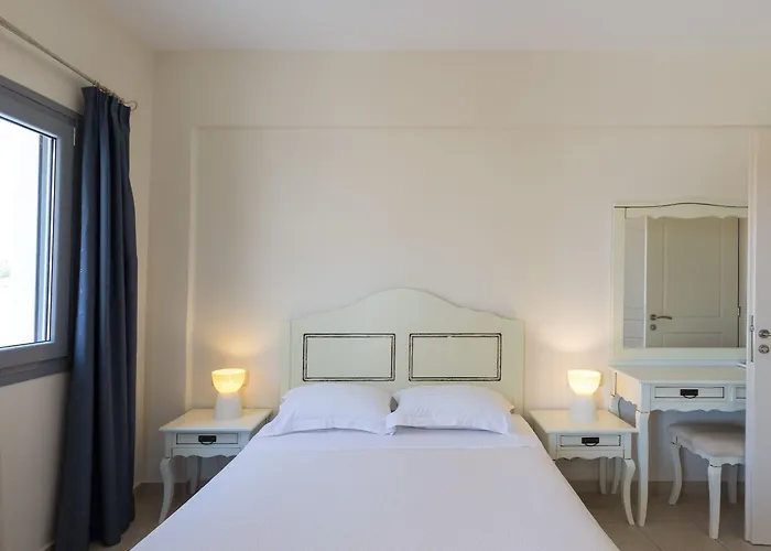 Iliada Aparthotel 4*