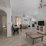 Aparthotel Iliada Villas 4*