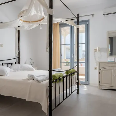Iliada Villas 3*