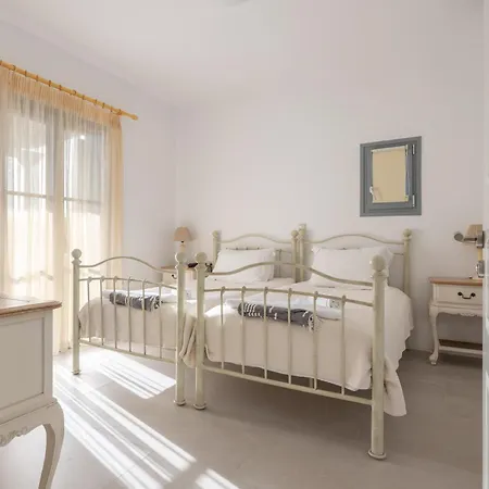 Iliada 3* Agios Prokopios (Naxos)