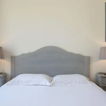 Iliada Апарт-отель