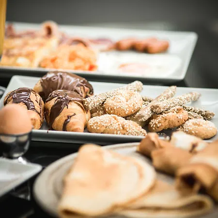 Апарт-отель Iliada 4*