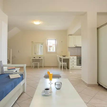 Iliada Hotel apartamentowy 3*