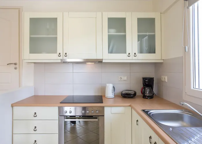 Iliada מלון דירות 4*