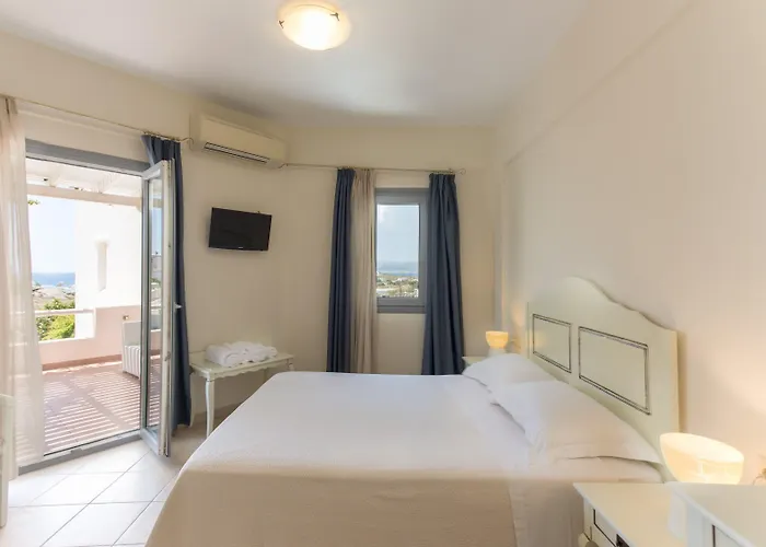 Iliada Villas 4*